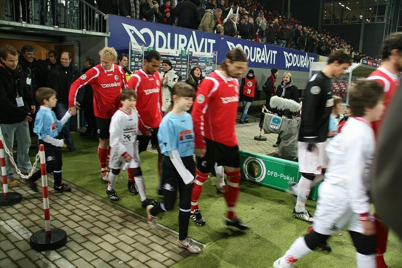 DFB-Pokal Freiburg-Mainz-740